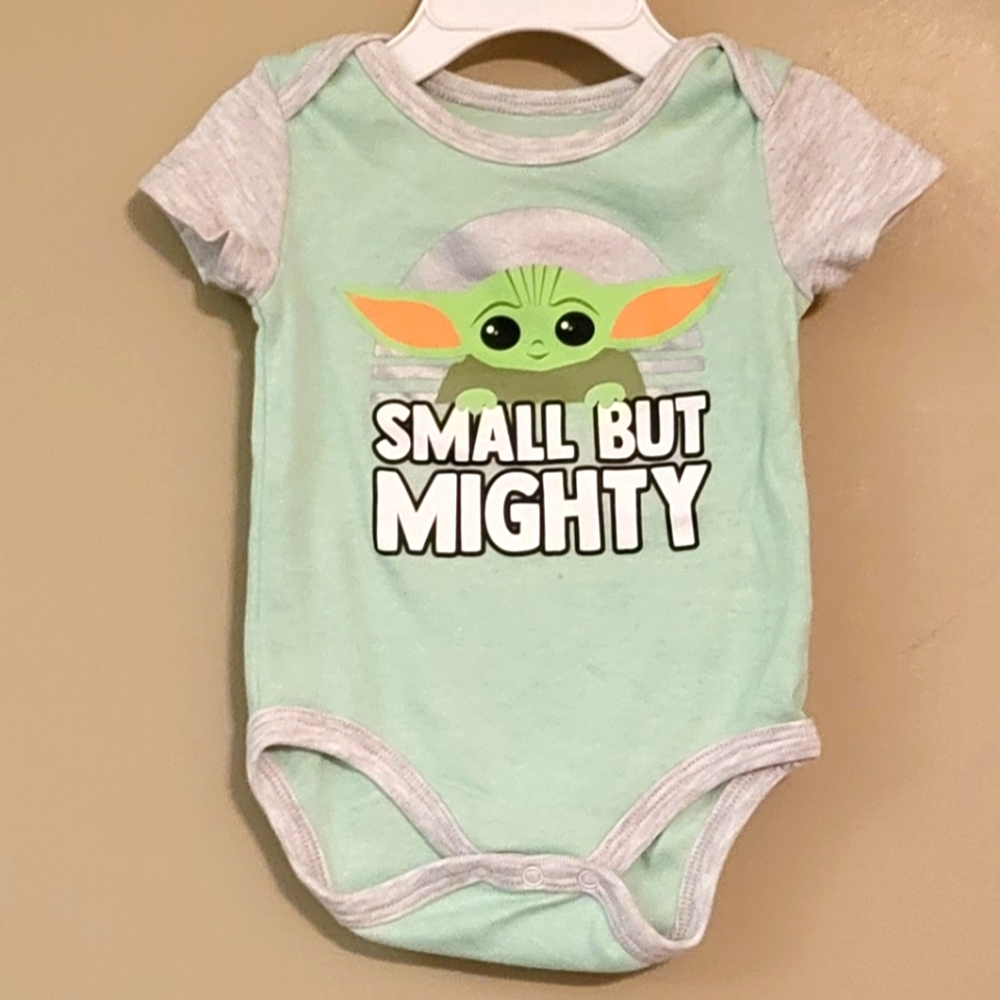 Star Wars Baby Yoda "Small but Mighty" onesie/bodysuit